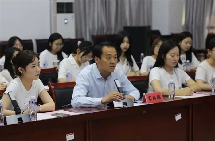安博app官网登录入口app下载第二