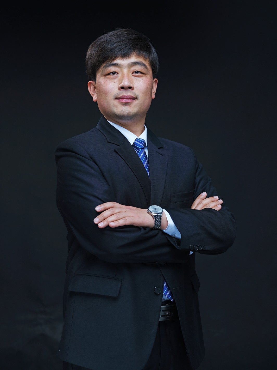 曹伟伟讲师