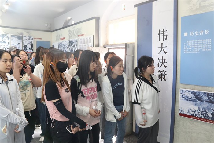 深入实地练好调查研究基本功