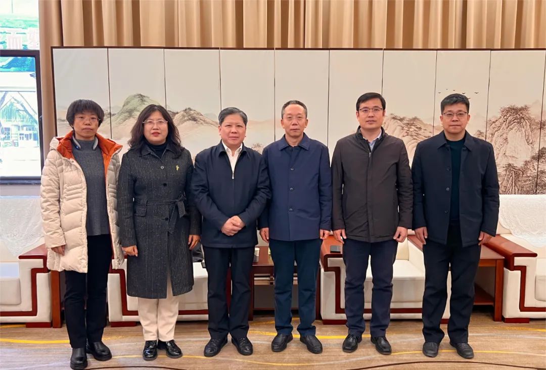 研究生院特邀中共中央党校(安博app